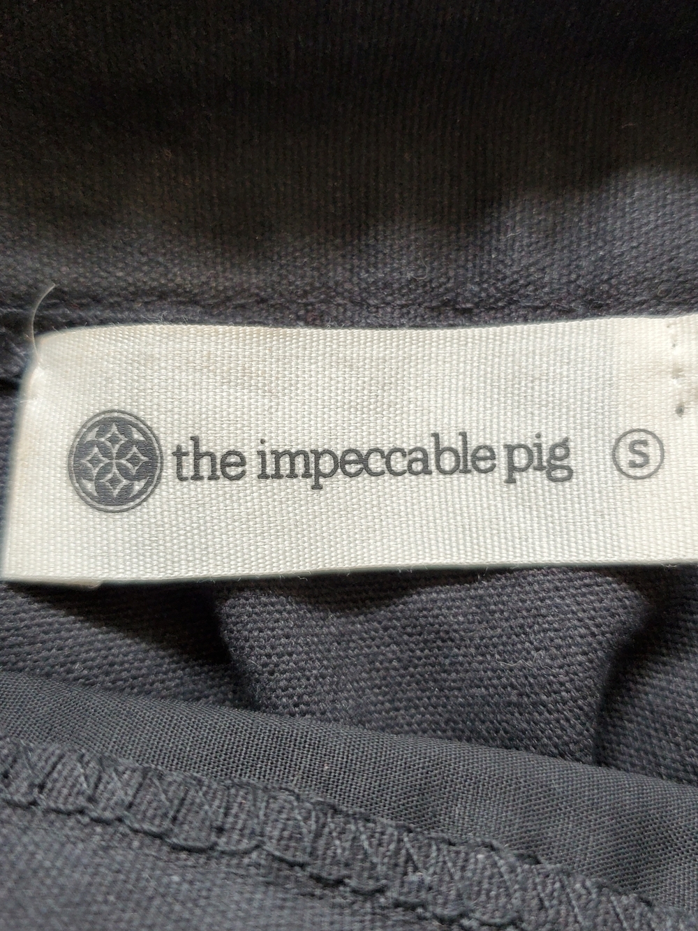 The Impeccable Pig Mini Skirt with Multicolor Floral Embroidery. Size Small - Picture 4 of 5